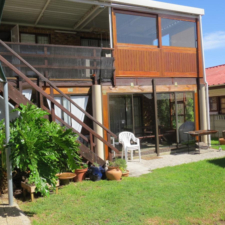 Bergsig Accommodation Hermanus Bagian luar foto