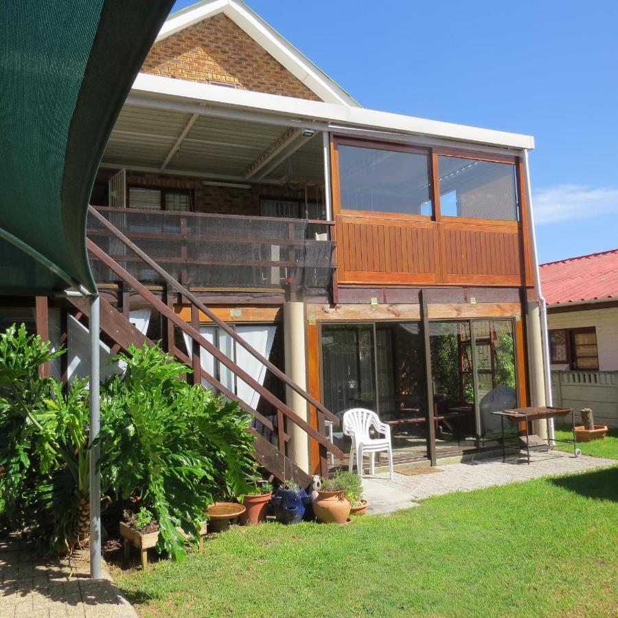 Bergsig Accommodation Hermanus Bagian luar foto